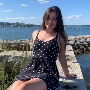 Meet your Posher, Madeline